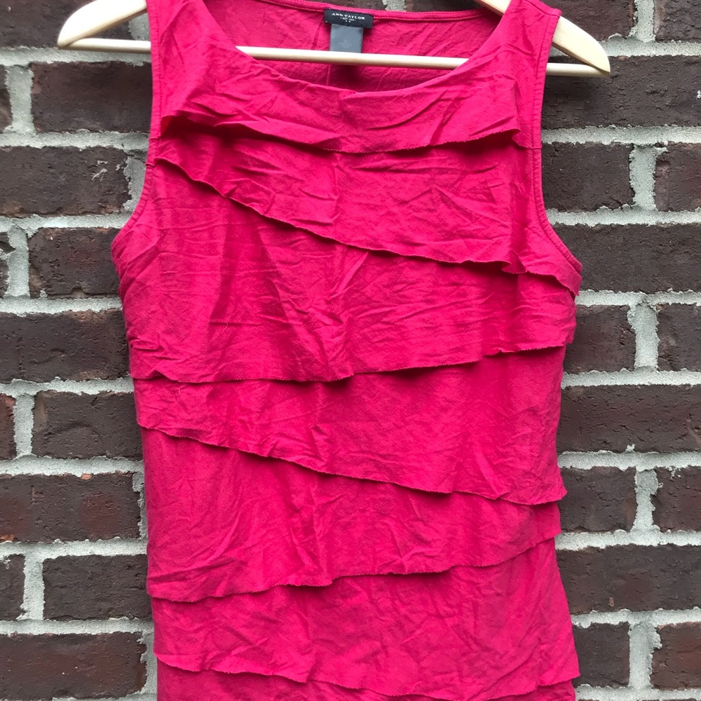 Ann Taylor magenta tiered tank top